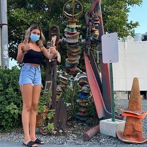 Meet your Posher, Amanda